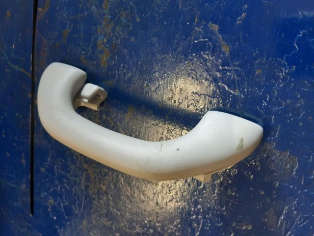 bontott VW PASSAT B6 Kapaszkodó (Pozíciófüggetlen)