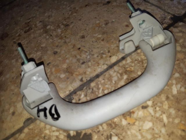 bontott VW PASSAT B6 Kapaszkodó (Pozíciófüggetlen)