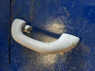 bontott VW PASSAT B6 Kapaszkodó (Pozíciófüggetlen)