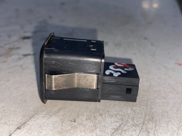 bontott VW PASSAT B6 Kapcsoló (Magában)