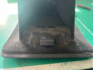 bontott VW PASSAT B6 Kesztyűtartó Ajtó