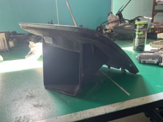 bontott VW PASSAT B6 Kesztyűtartó Ajtó