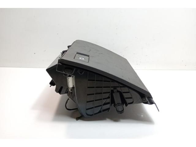 bontott VW PASSAT B6 Kesztyűtartó