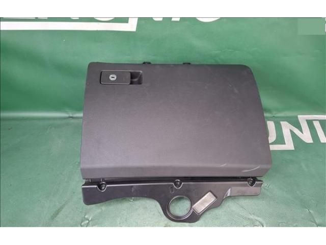 bontott VW PASSAT B6 Kesztyűtartó