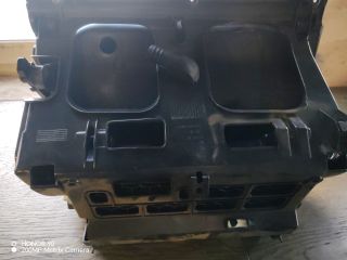 bontott VW PASSAT B6 Kesztyűtartó