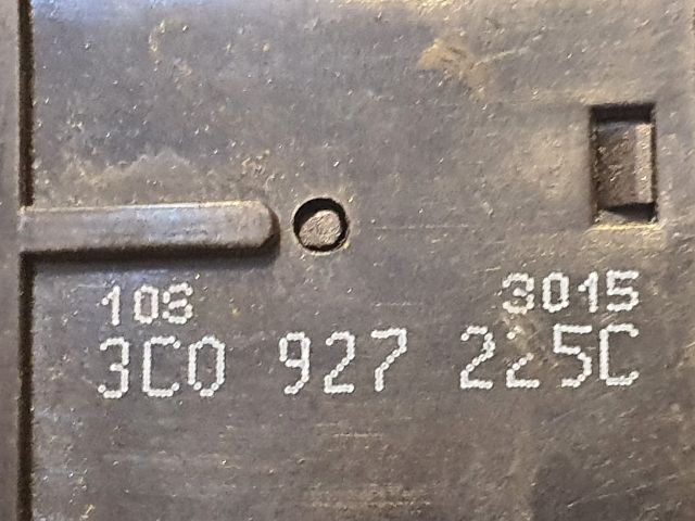 bontott VW PASSAT B6 Kézifék Kapcsoló