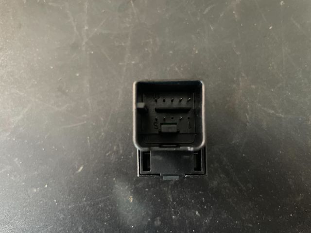 bontott VW PASSAT B6 Kézifék Kapcsoló