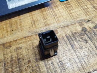 bontott VW PASSAT B6 Kézifék Kapcsoló