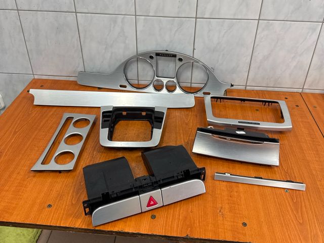 bontott VW PASSAT B6 Kilométeróra Keret