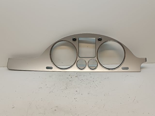 bontott VW PASSAT B6 Kilométeróra Keret