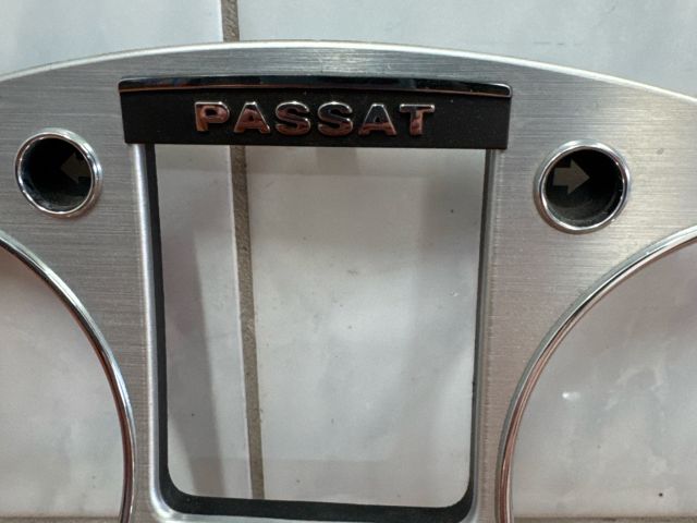 bontott VW PASSAT B6 Kilométeróra Keret