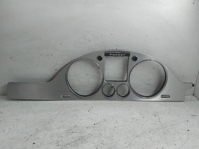 bontott VW PASSAT B6 Kilométeróra Keret