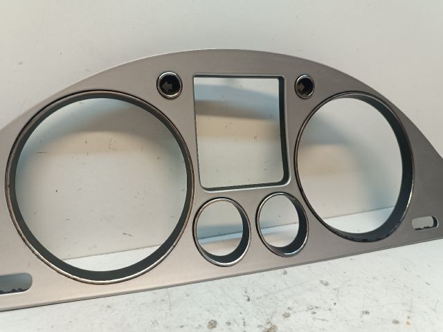 bontott VW PASSAT B6 Kilométeróra Keret