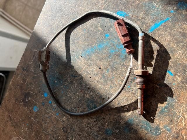 bontott VW PASSAT B6 Kipufogó Hőmérséklet Érzékelő