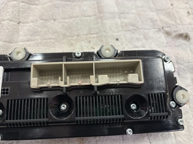 bontott VW PASSAT B6 Klíma Kapcsoló