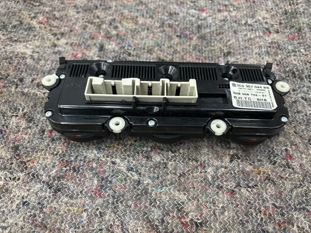 bontott VW PASSAT B6 Klíma Kapcsoló