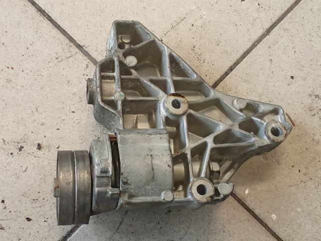 bontott VW PASSAT B6 Klímakompresszor Tartó Bak