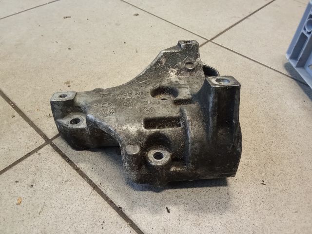 bontott VW PASSAT B6 Klímakompresszor Tartó Bak