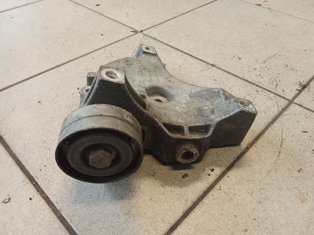 bontott VW PASSAT B6 Klímakompresszor Tartó Bak