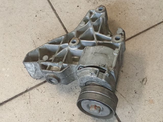 bontott VW PASSAT B6 Klímakompresszor Tartó Bak