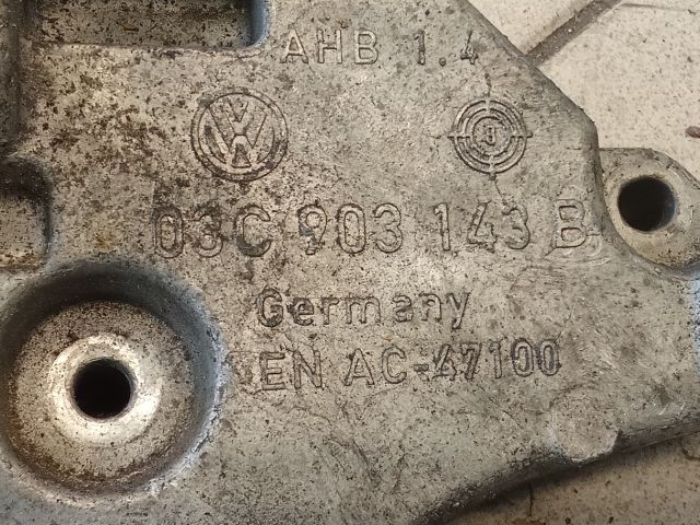 bontott VW PASSAT B6 Klímakompresszor Tartó Bak