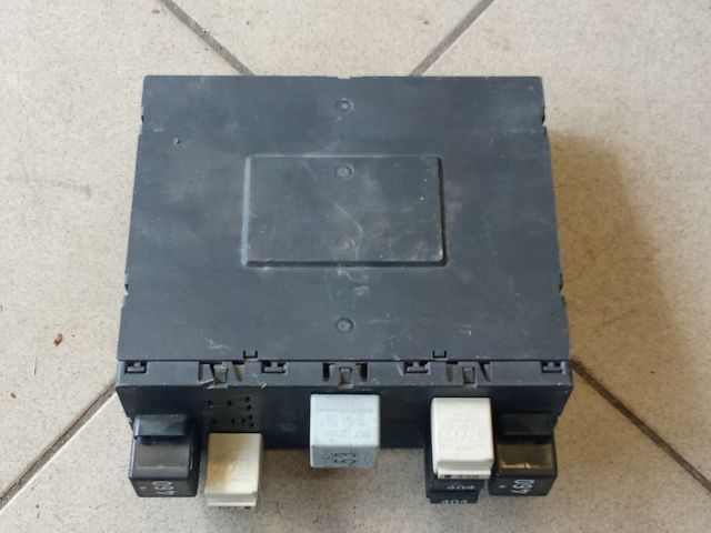 bontott VW PASSAT B6 Komfort Elektronika