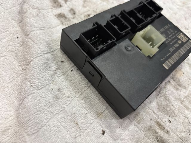 bontott VW PASSAT B6 Komfort Elektronika