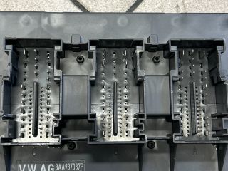 bontott VW PASSAT B6 Komfort Elektronika