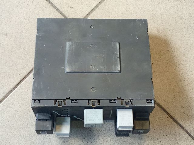 bontott VW PASSAT B6 Komfort Elektronika