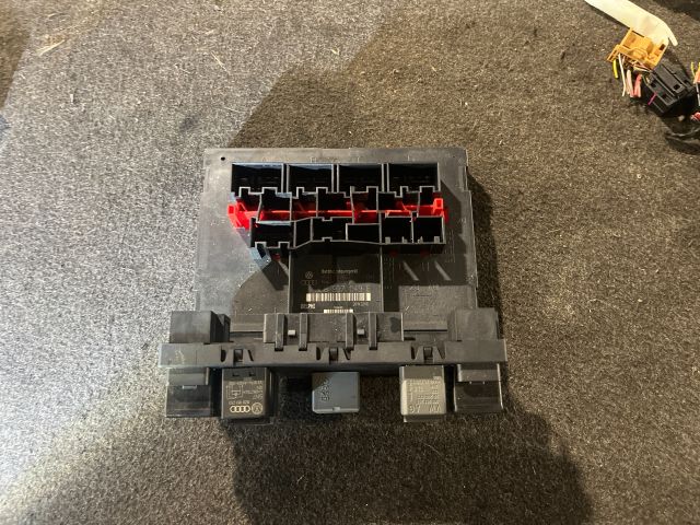 bontott VW PASSAT B6 Komfort Elektronika