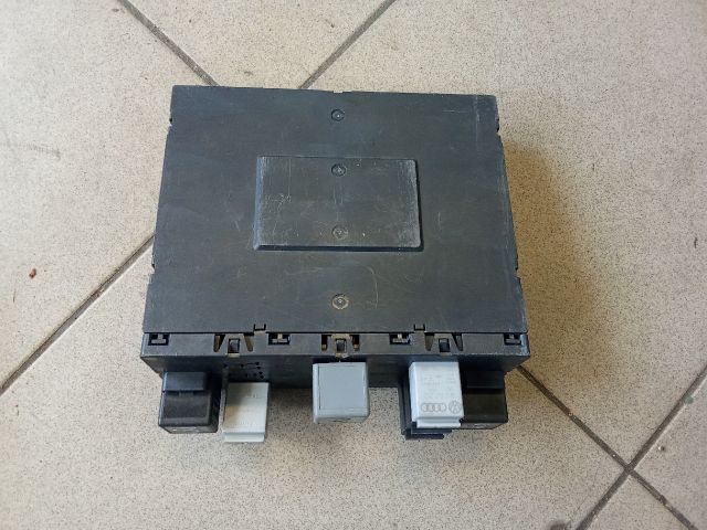 bontott VW PASSAT B6 Komfort Elektronika