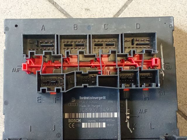 bontott VW PASSAT B6 Komfort Elektronika