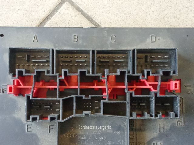 bontott VW PASSAT B6 Komfort Elektronika