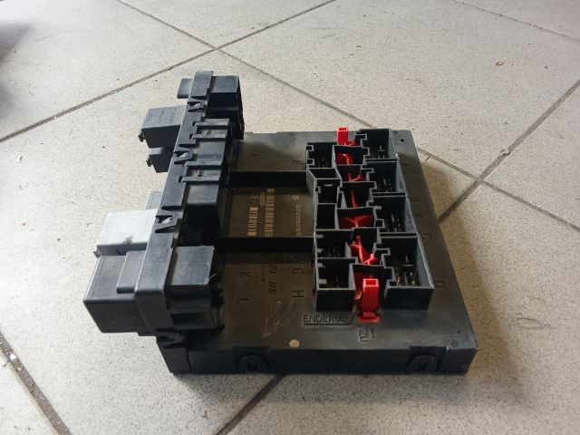 bontott VW PASSAT B6 Komfort Elektronika