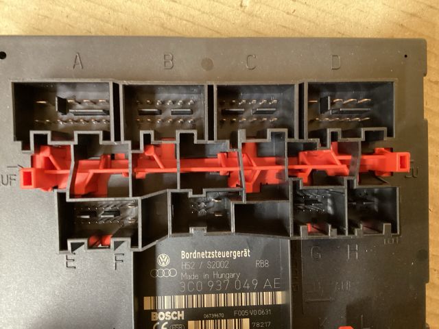 bontott VW PASSAT B6 Komfort Elektronika