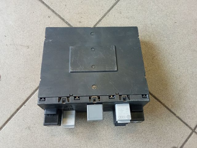 bontott VW PASSAT B6 Komfort Elektronika