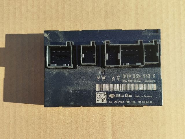 bontott VW PASSAT B6 Komfort Elektronika