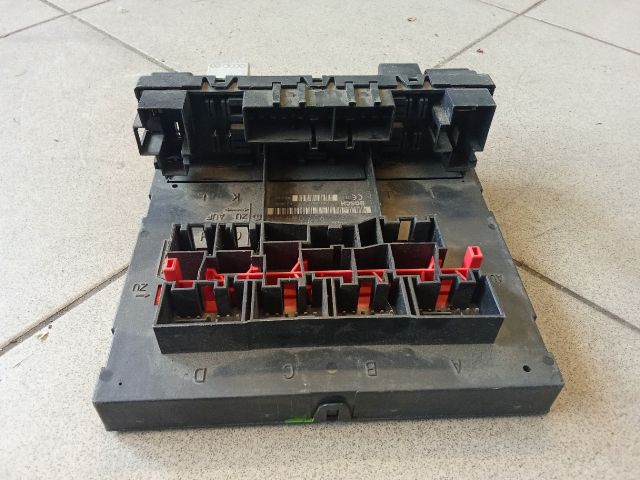 bontott VW PASSAT B6 Komfort Elektronika