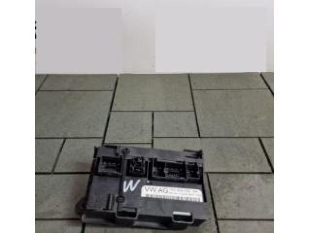 bontott VW PASSAT B6 Komfort Elektronika