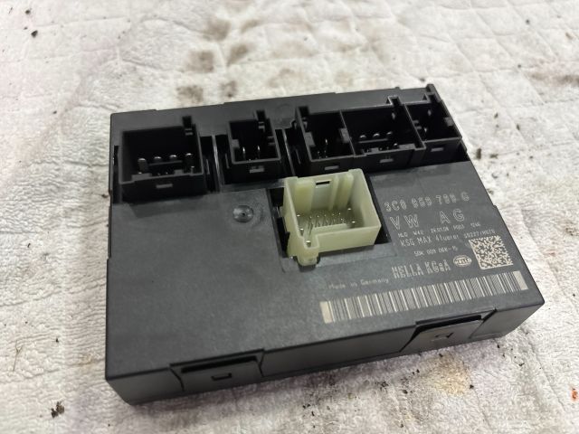 bontott VW PASSAT B6 Komfort Elektronika