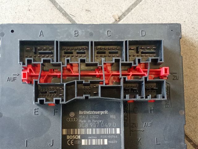 bontott VW PASSAT B6 Komfort Elektronika