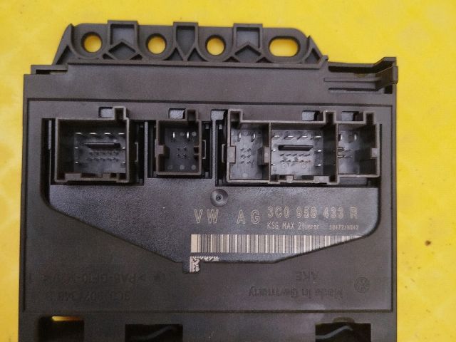 bontott VW PASSAT B6 Komfort Elektronika