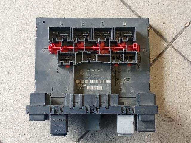 bontott VW PASSAT B6 Komfort Elektronika