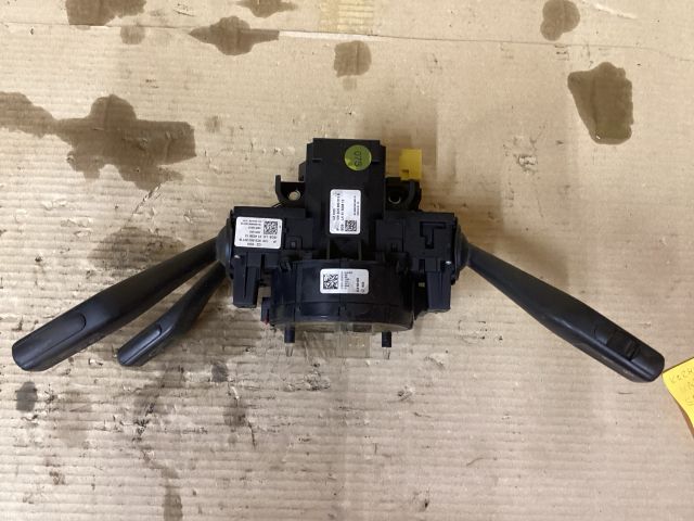 bontott VW PASSAT B6 Komplett Kormánykapcsoló (Bajuszkapcsoló)