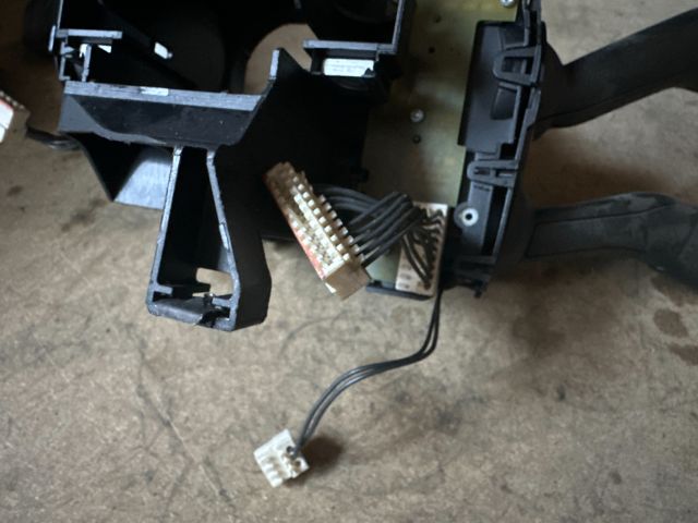 bontott VW PASSAT B6 Komplett Kormánykapcsoló (Bajuszkapcsoló)