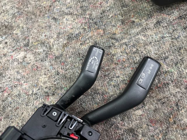 bontott VW PASSAT B6 Komplett Kormánykapcsoló (Bajuszkapcsoló)