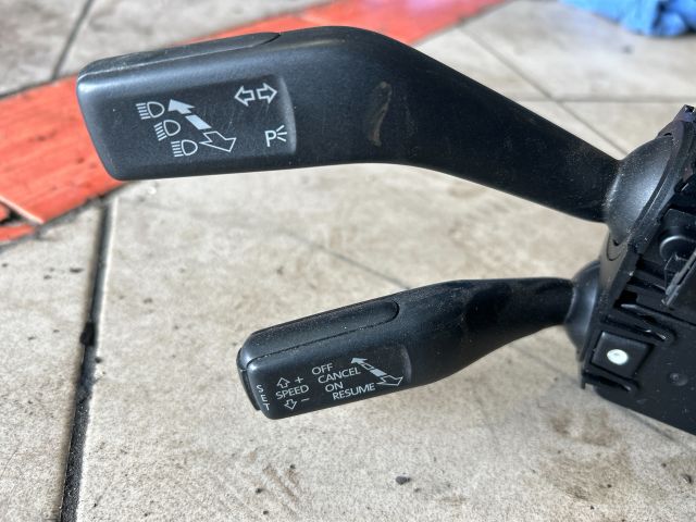 bontott VW PASSAT B6 Komplett Kormánykapcsoló (Bajuszkapcsoló)