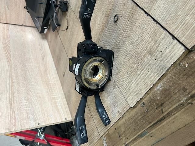 bontott VW PASSAT B6 Komplett Kormánykapcsoló (Bajuszkapcsoló)