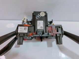 bontott VW PASSAT B6 Komplett Kormánykapcsoló (Bajuszkapcsoló)