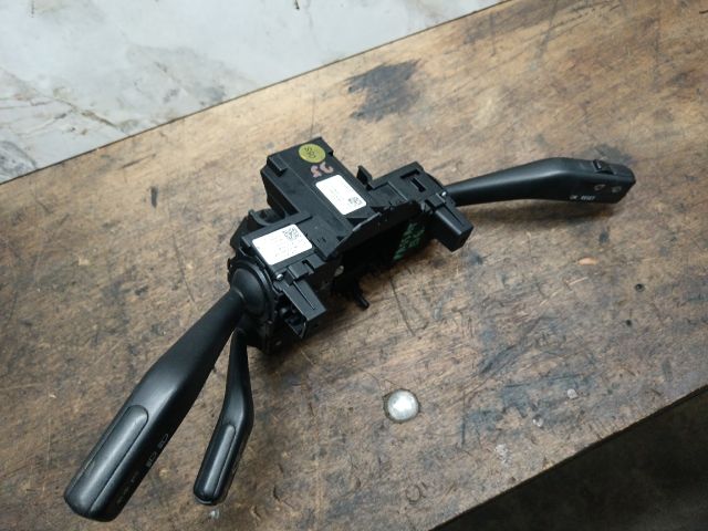 bontott VW PASSAT B6 Komplett Kormánykapcsoló (Bajuszkapcsoló)